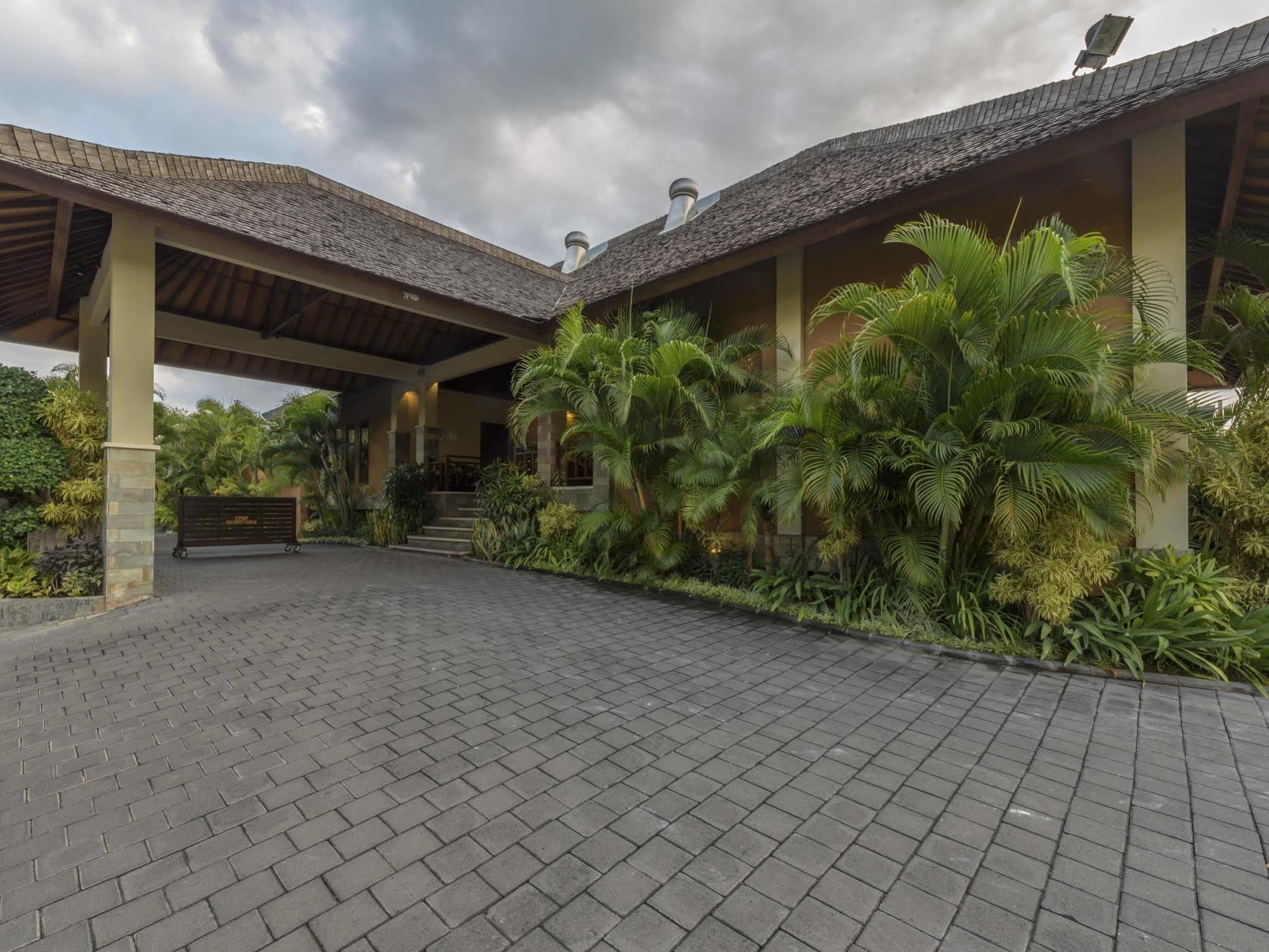 The Kunja Villa-Hotel Seminyak  Ngoại thất bức ảnh